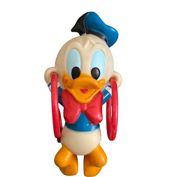 VTG ILLCO Disney Donald Duck Red Clip Rings Hanging Toy Figurine Baby - Picture 1 of 9